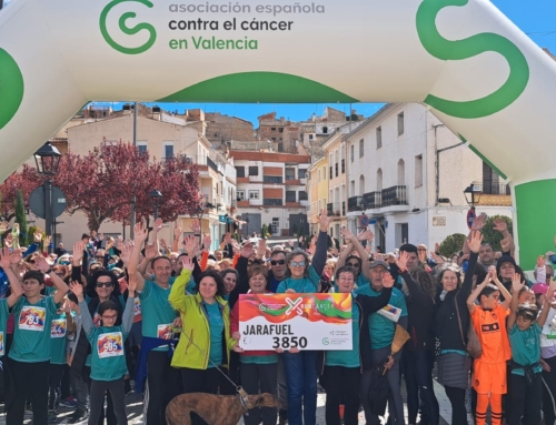 Cerca de 800 personas suman 3.850 euros en la marcha contra el cáncer de Jarafuel